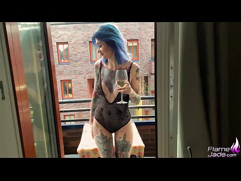 ❤️ Großartiges Mädchen lutscht mit einem Schluck und fickt leidenschaftlich unter freiem Himmel Porno bei de.oldsex.ru ❌️❤